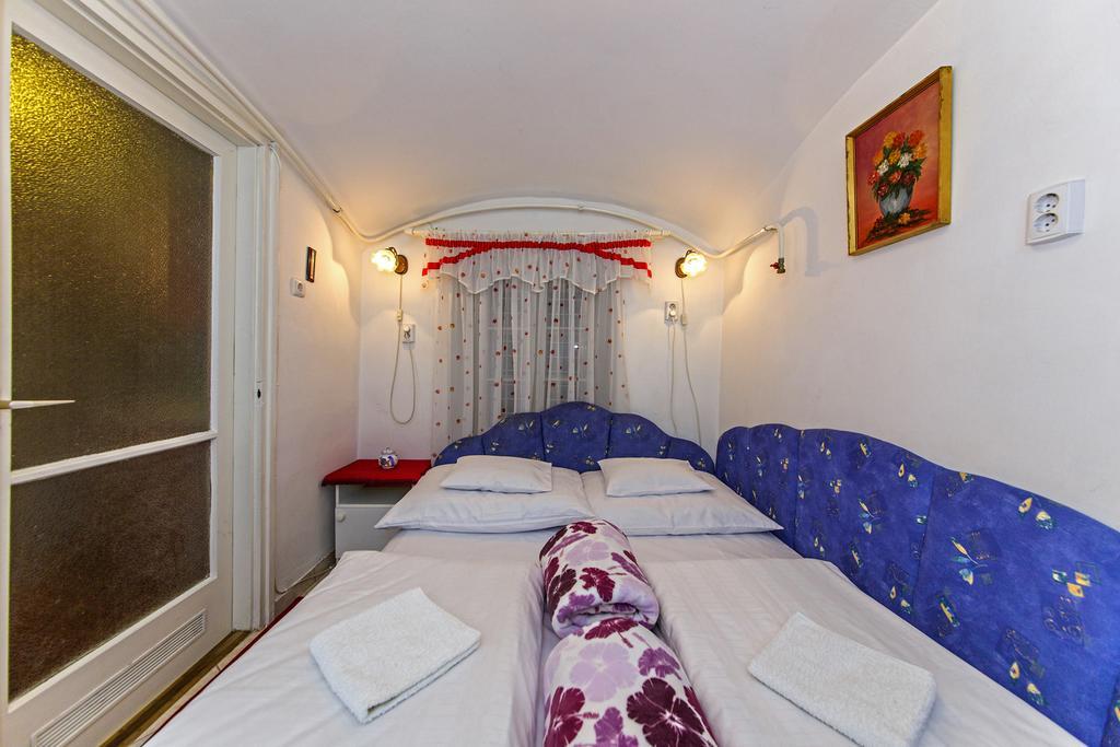 Barokk Vendégház Eger Quarto foto