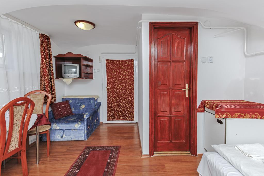 Barokk Vendégház Eger Exterior foto