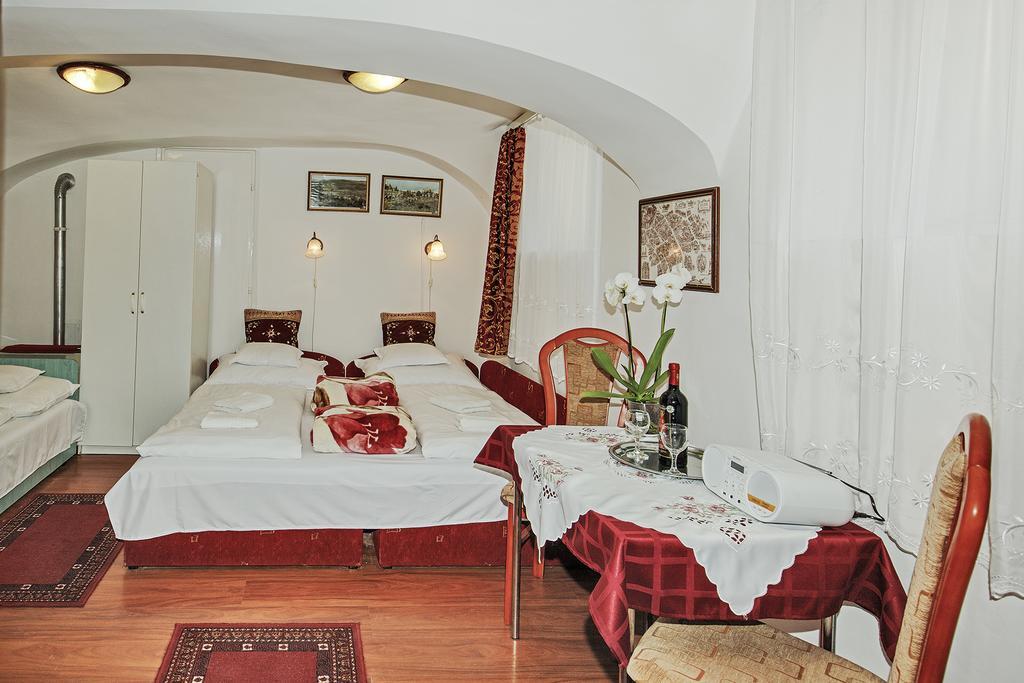 Barokk Vendégház Eger Exterior foto